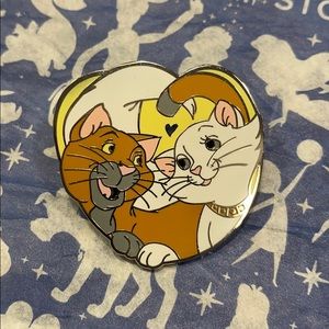 Disney Couples Duchess and Thomas O’Malley Pin